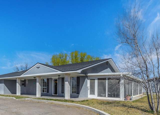 Property at 2903 W 25th St, Roswell, NM 88201, 3 beds, 3 baths