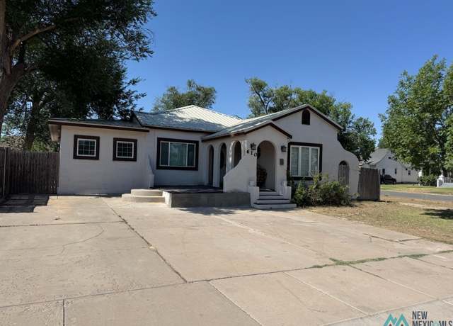 Property at 610 W 1st St, Roswell, NM 88201, 3 beds, 2 baths