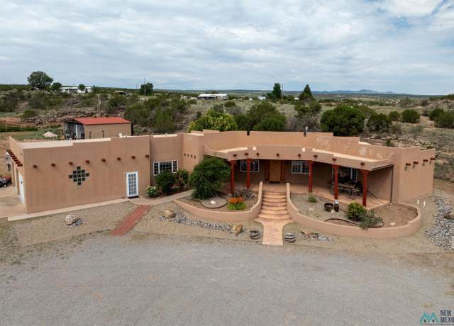 Property at 413 Parsons Ln, Grants, NM 87020, 3 beds, 2.5 baths