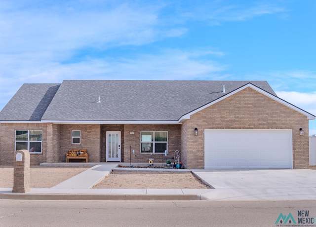 Property at 3613 Woodlark Rd, Clovis, NM 88101, 4 beds, 2 baths