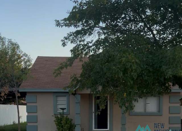 Property at 1305 W Bonbright St, Carlsbad, NM 88220, 3 beds, 2 baths
