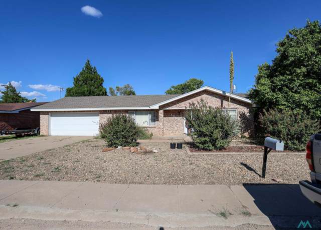 Property at 1809 S Ave A, Portales, NM 88130, 3 beds, 2 baths
