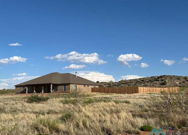 Property at 2592 Prairie Dr, Logan, NM 88426, 4 beds, 3 baths