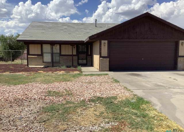 Property at 3412 Chee Dodge Blvd, Gallup, NM 87301, 3 beds, 2 baths