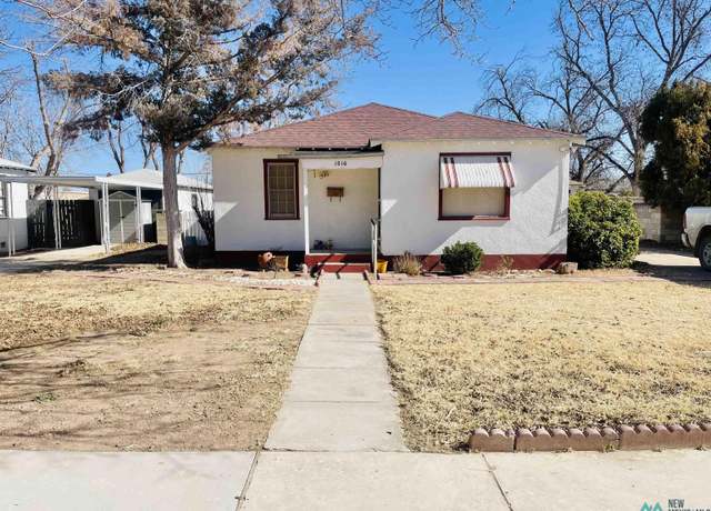 Property at 1016 N Edward St, Carlsbad, NM 88220, 2 beds, 1 bath