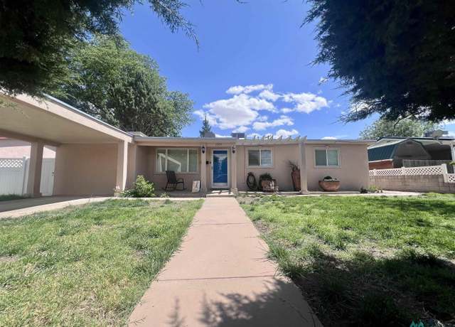 Property at 1007 W Runyan Ave, Artesia, NM 88210, 3 beds, 2 baths
