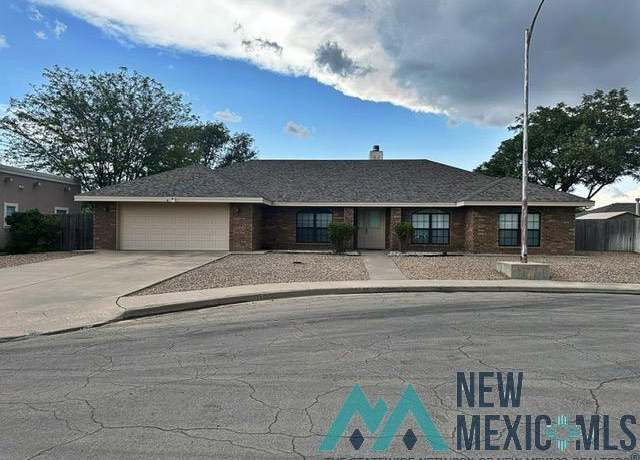 Property at 4 Rio Bonito Cir, Roswell, NM 88201, 3 beds, 2 baths