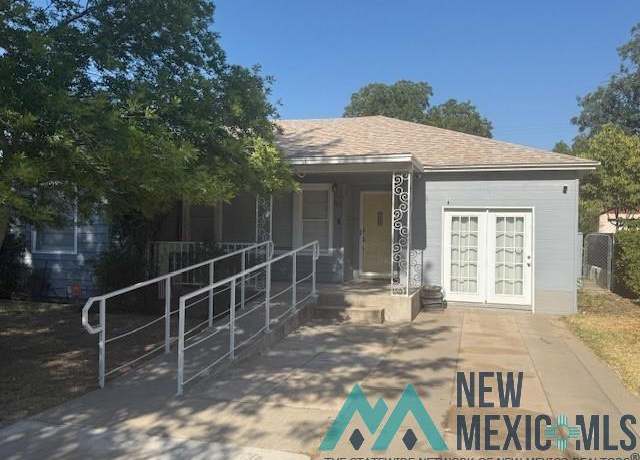Property at 905 N Alameda St, Carlsbad, NM 88220, 3 beds, 2 baths