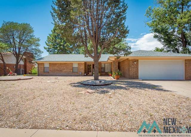 Property at 904 Pearson Dr, Roswell, NM 88201, 3 beds, 2 baths