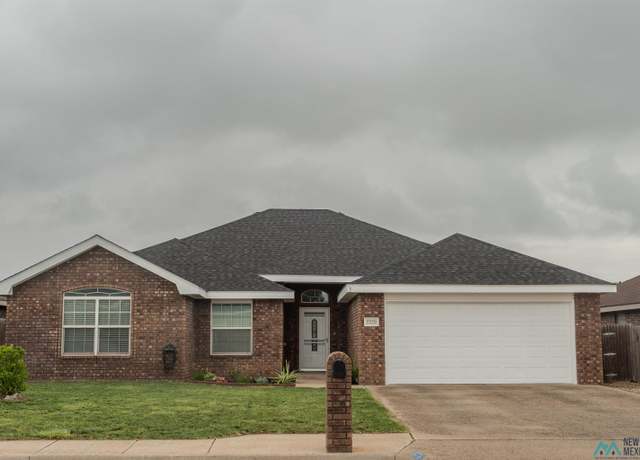 Property at 2229 Jadyn Ln, Clovis, NM 88101, 4 beds, 2 baths