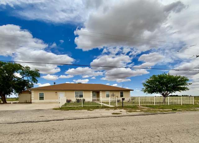 Property at 830 E Rose Rd, Hobbs, NM 88240, 4 beds, 2 baths