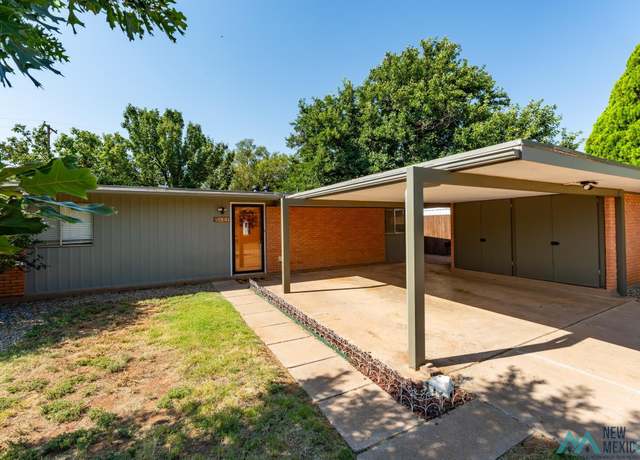 Property at 609 W 18th St, Clovis, NM 88101, 3 beds, 2 baths