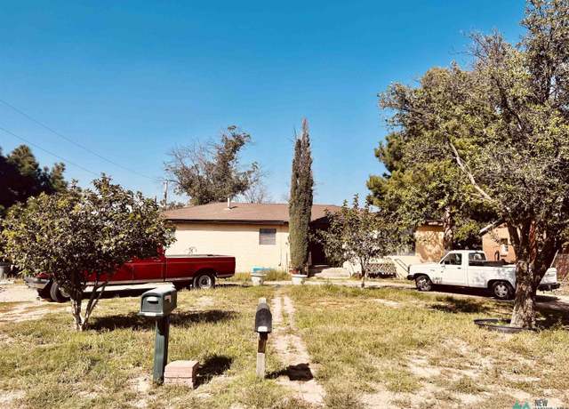 Property at 506 W Comanche Dr, Hobbs, NM 88240, 3 beds, 1.5 baths