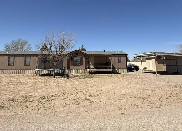 Property at 304 Clayton Ave, Hagerman, NM 88232, 3 beds, 2 baths