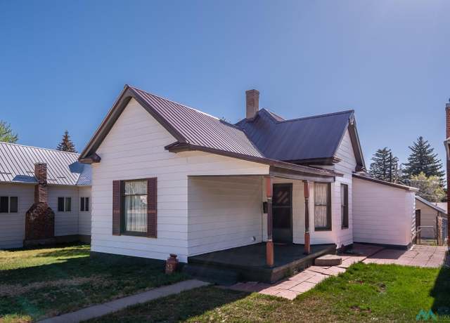 Property at 623 4th Rd, Raton, NM 87740, 3 beds, 1 bath