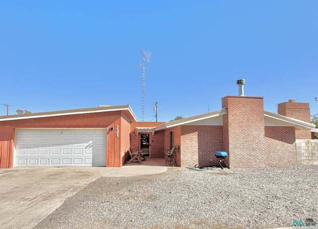 Property at 721 S Lead St, Deming, NM 88030, 4 beds, 3 baths