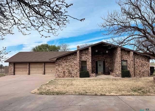 Property at 8516 La Linda St, Clovis, NM 88101, 5 beds, 3 baths