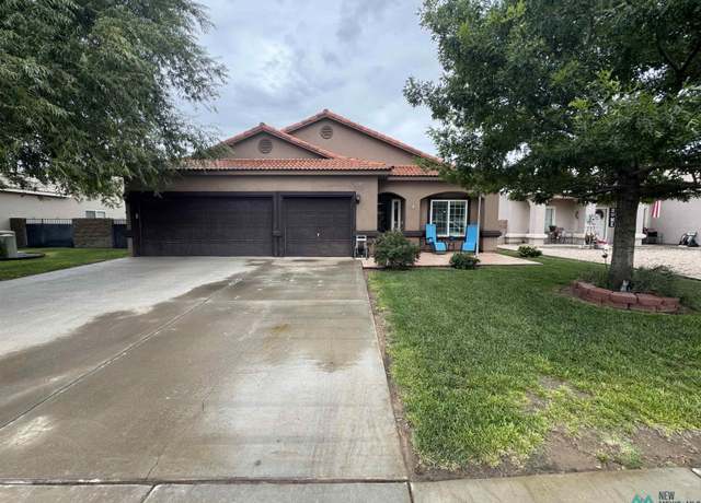 Property at 1702 W El Centro, Hobbs, NM 88240, 4 beds, 2 baths