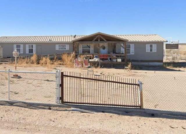 Property at 313 E Kincaid Rd, Artesia, NM 88210, 3 beds, 2 baths