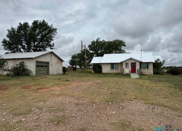 Property at 401 Apple St, House, NM 88121, 2 beds, 1 bath