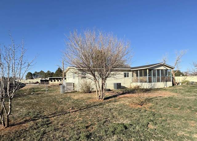 Property at 4324 W Brady Ave, Clovis, NM 88101, 3 beds, 2 baths