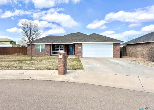 Property at 2312 Flagstone Dr, Clovis, NM 88101, 3 beds, 2 baths