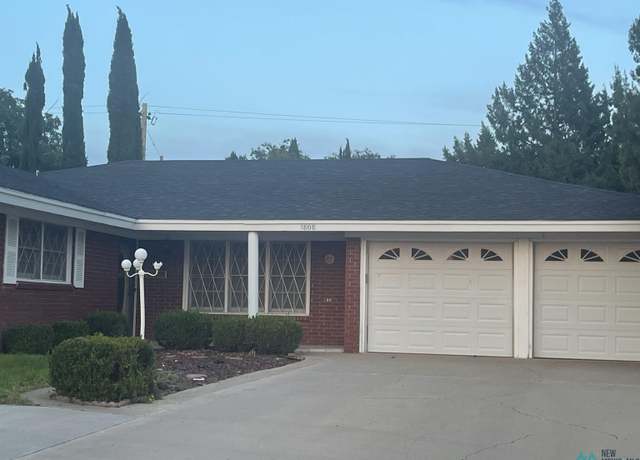 Property at 1808 N Rojo St, Hobbs, NM 88240, 3 beds, 2 baths