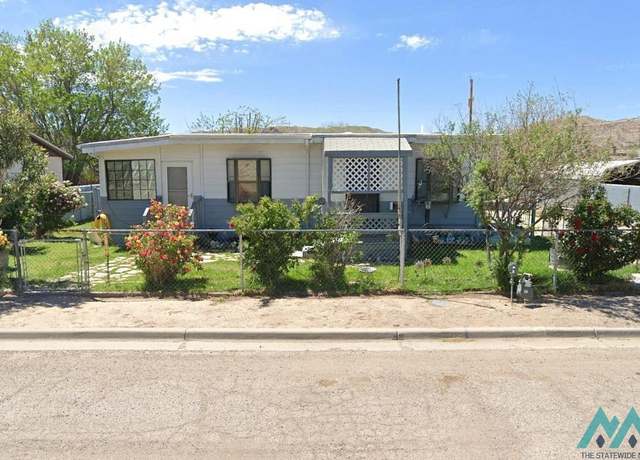Property at 109 Rio Grande St, Williamsburg, NM 87942, 2 beds, 1.5 baths
