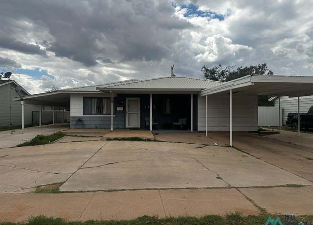 Property at 1127 N Llano Dr, Hobbs, NM 88240, 4 beds, 2 baths
