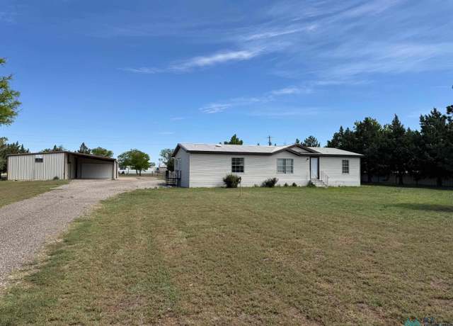 Property at 228 Daybreak Trl, Clovis, NM 88101, 3 beds, 2 baths