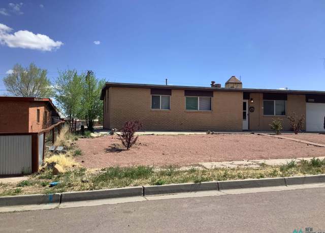 Property at 3407 Zia Dr, Gallup, NM 87301, 3 beds, 2 baths