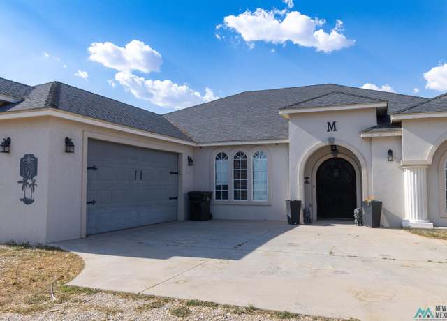 Property at 302 Walker Farm Rd, Carlsbad, NM 88220, 3 beds, 2 baths