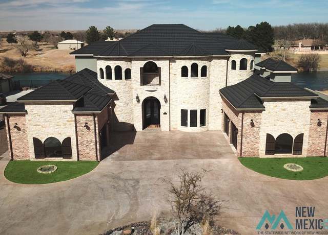 Property at 1706 W Riverside Dr, Carlsbad, NM 88220, 5 beds, 4.5 baths