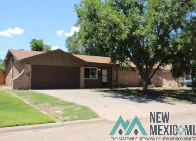 Property at 604 Broken Arrow Rd, Roswell, NM 88201, 3 beds, 2 baths