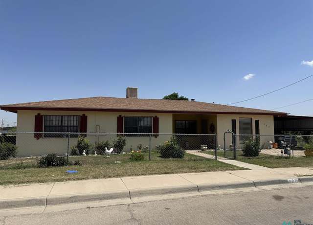 Property at 202 & 204 Peachtree St, Carlsbad, NM 88220, 4 beds, 2 baths