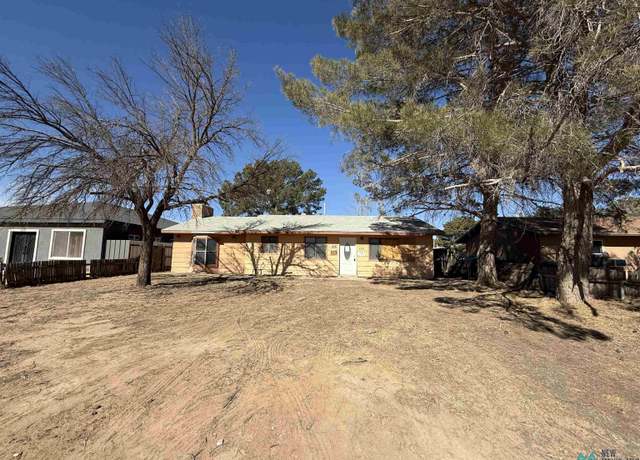 Property at 4809 Adobe Dr, Carlsbad, NM 88220, 2 beds, 2 baths