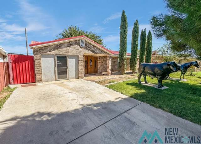 Property at 1614 N Gulf St, Hobbs, NM 88240, 3 beds, 2 baths