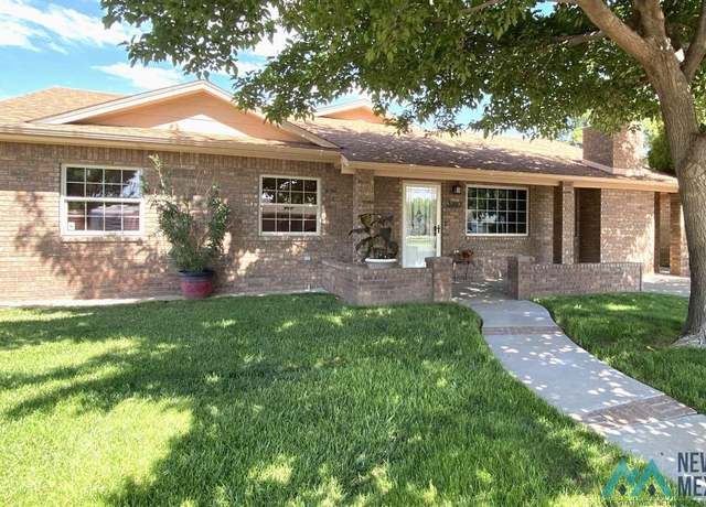 Property at 3403 N Flint Ave, Roswell, NM 88201, 3 beds, 2.5 baths
