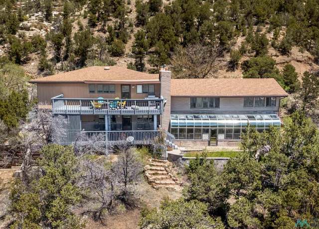 Property at 1400 Scenic Rd, Raton, NM 87740, 5 beds, 3.5 baths