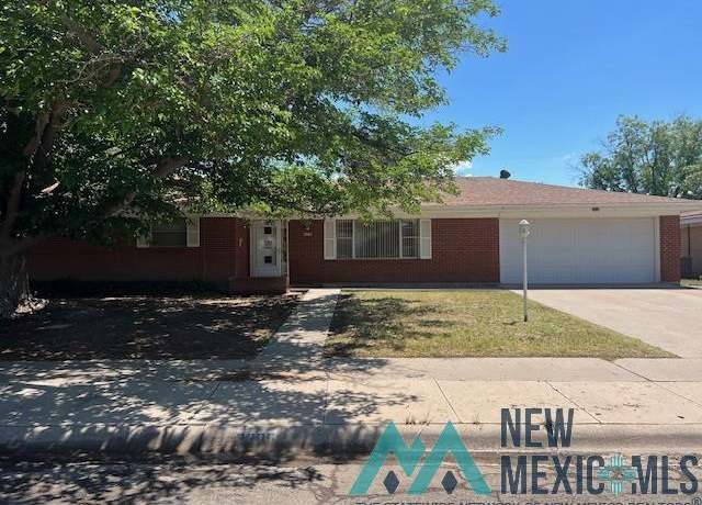 Property at 2305 Palomar Dr, Roswell, NM 88203, 3 beds, 2 baths