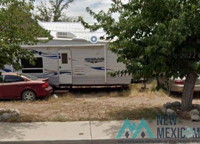 Property at 1501 W Fox St, Carlsbad, NM 88220, 3 beds, 2 baths