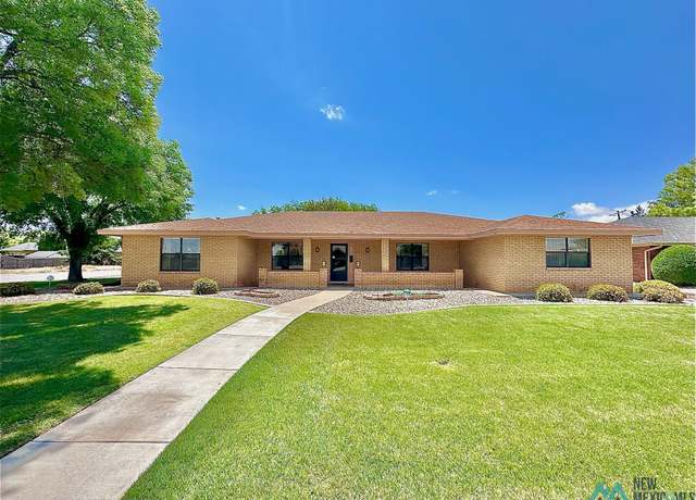 Property at 12 Stephens Cir, Roswell, NM 88201, 3 beds, 2.5 baths