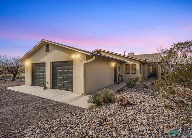 Property at 101 Mimbres Dr, Elephant Butte, NM 87935, 3 beds, 2 baths