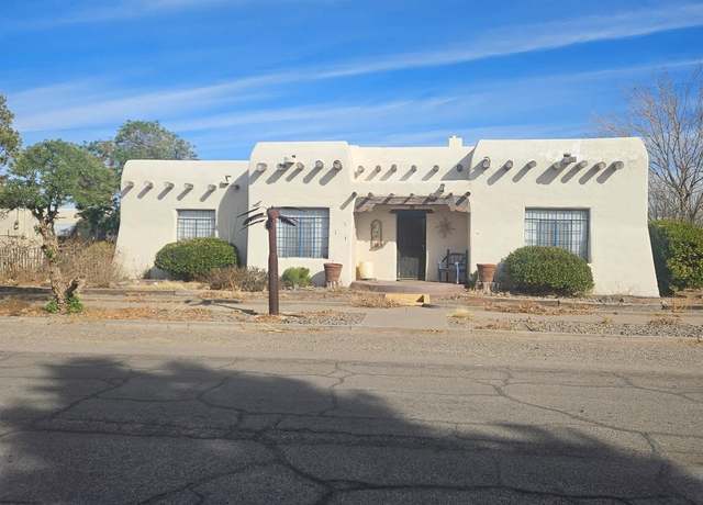 Property at 322 S Nickel St, Deming, NM 88030, 5 beds, 4 baths