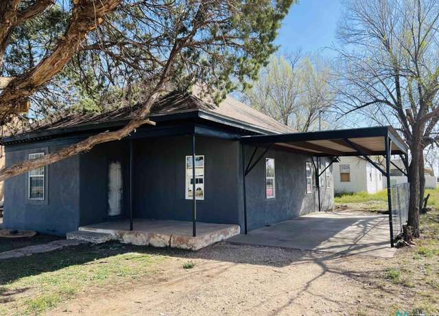 Property at 701 Sheldon St, Clovis, NM 88101, 2 baths