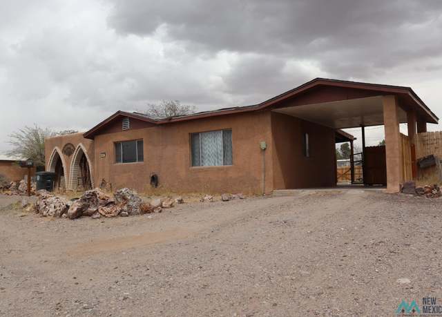 Property at 417 N Maple St, Truth Or Consequences, NM 87901, 3 beds, 2 baths