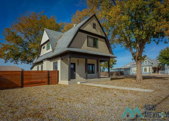 Property at 900 S Sunset Ave, Roswell, NM 88201, 3 beds, 2 baths
