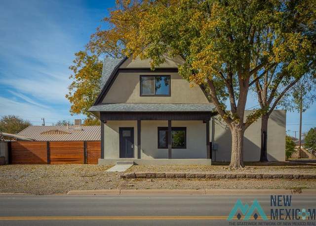 Property at 900 S Sunset Ave, Roswell, NM 88201, 3 beds, 2 baths
