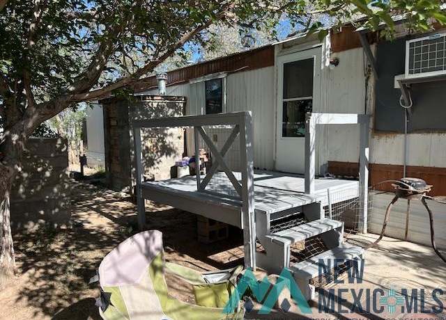 Property at 5701 Old Cavern Hwy, Carlsbad, NM 88220, 2 beds, 1.5 baths
