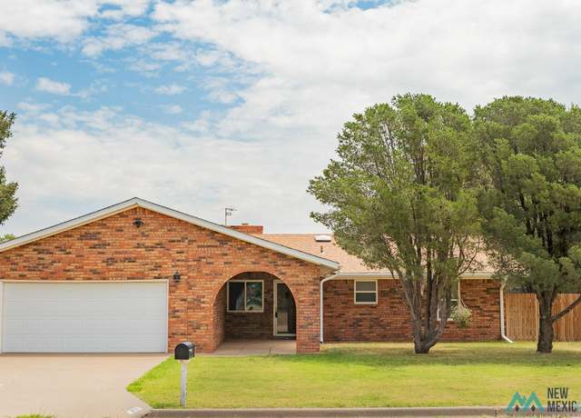 Property at 1321 Concord St, Clovis, NM 88101, 3 beds, 2 baths